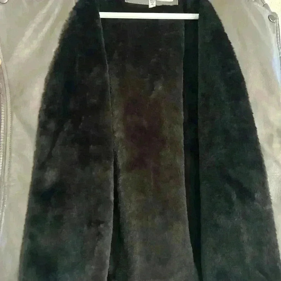 Sebby collection faux leather jacket lined. Size 1X - Picture 7 of 9
